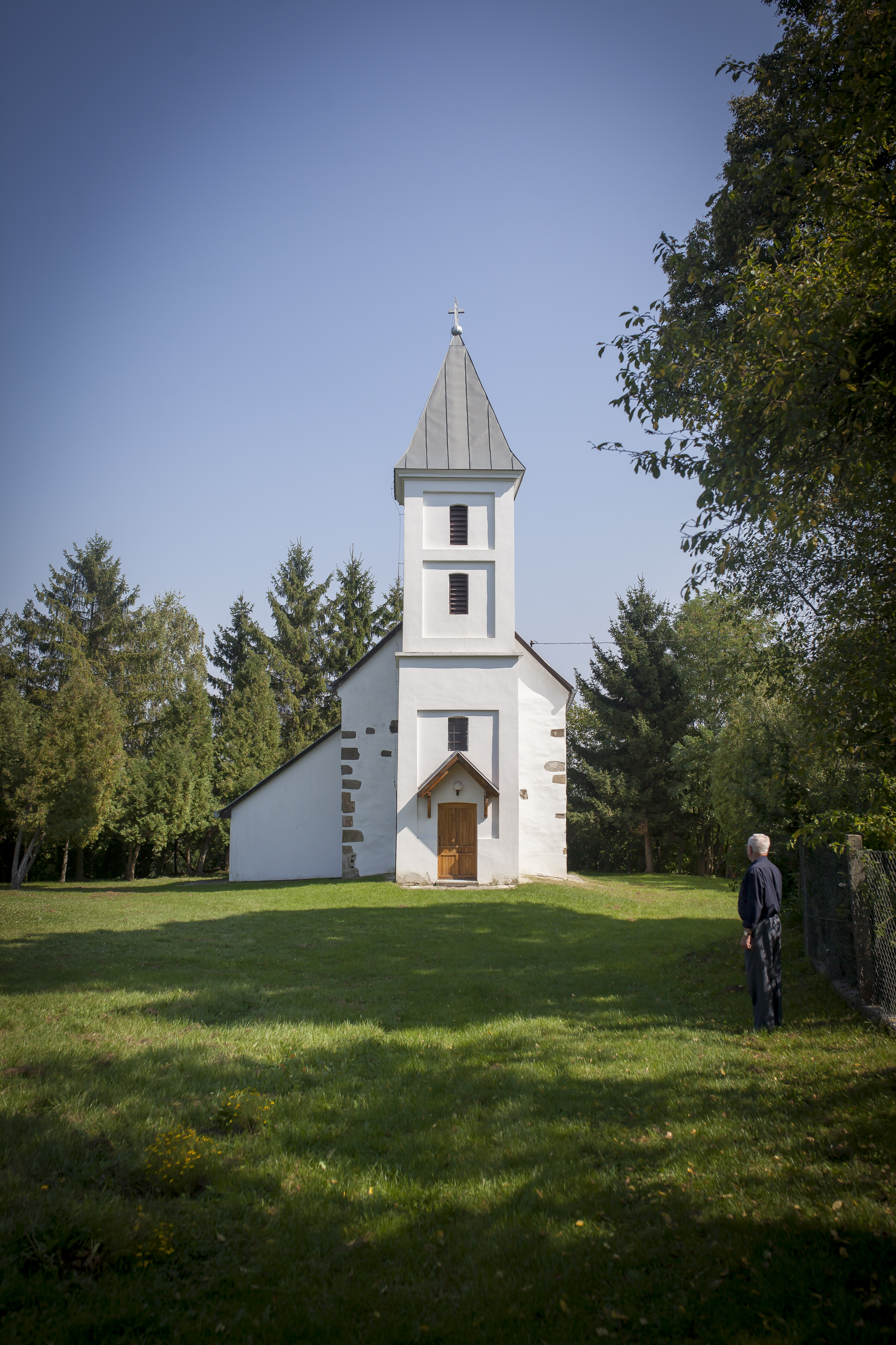 Szent Márton római katolikus templom (Csesztve)